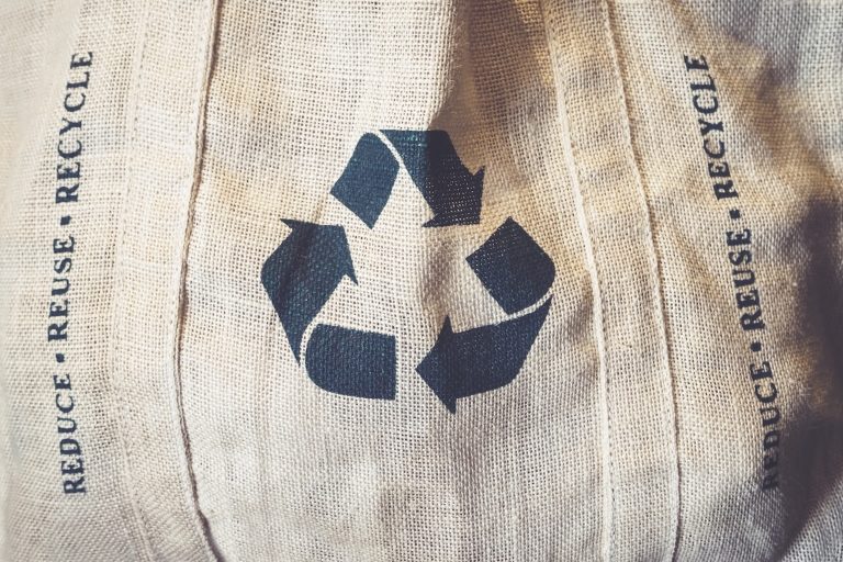Recyclage textile : une alliance européenne pour fermer la boucle 